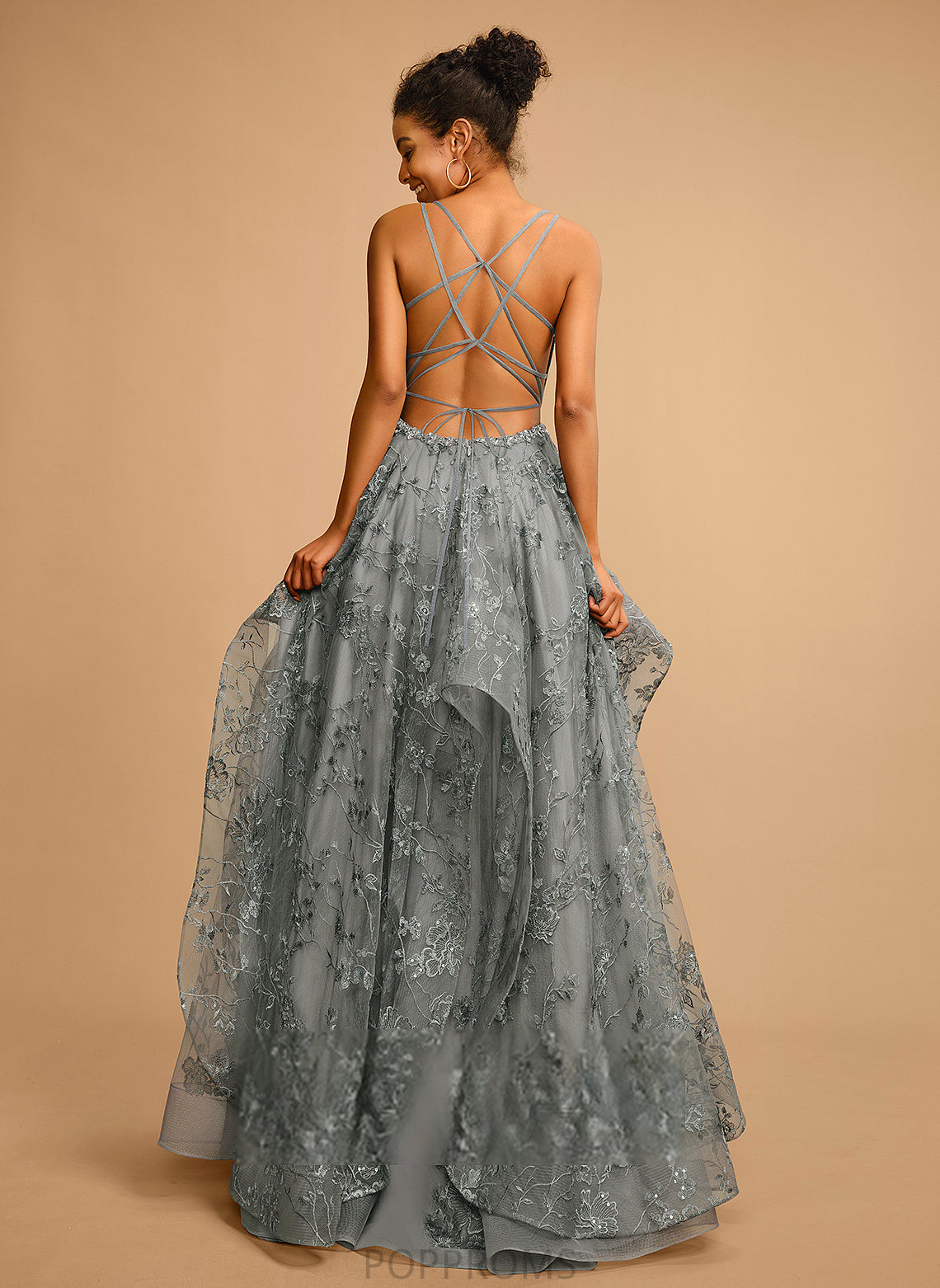 Lace Floor-Length Prom Dresses Tulle V-neck Ball-Gown/Princess Amya