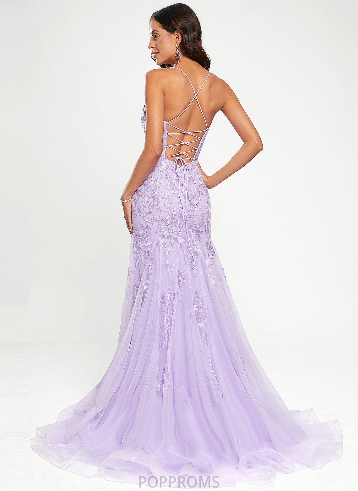 Sweep Damaris Tulle Lace With V-neck Train Trumpet/Mermaid Prom Dresses Sequins