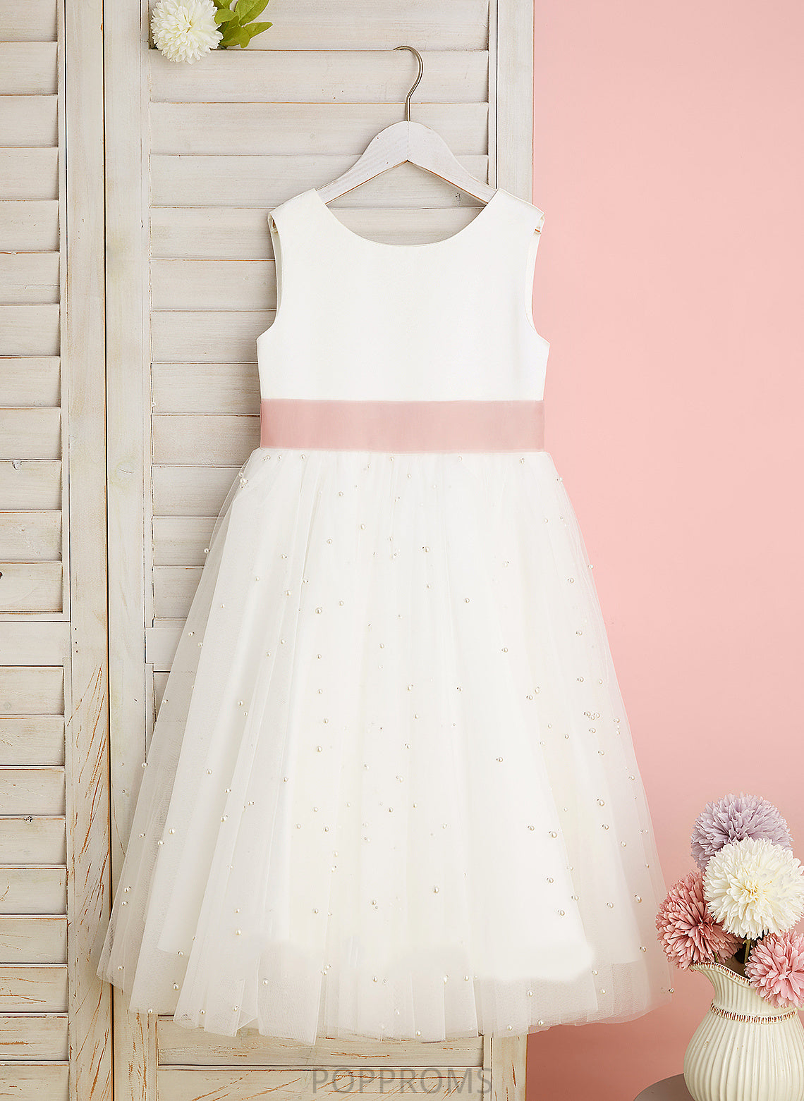 A-Line Sleeveless Girl Dress Neck Flower Girl Dresses Meg Scoop - Back With Sash/Bow(s)/V Tea-length Flower Satin/Tulle