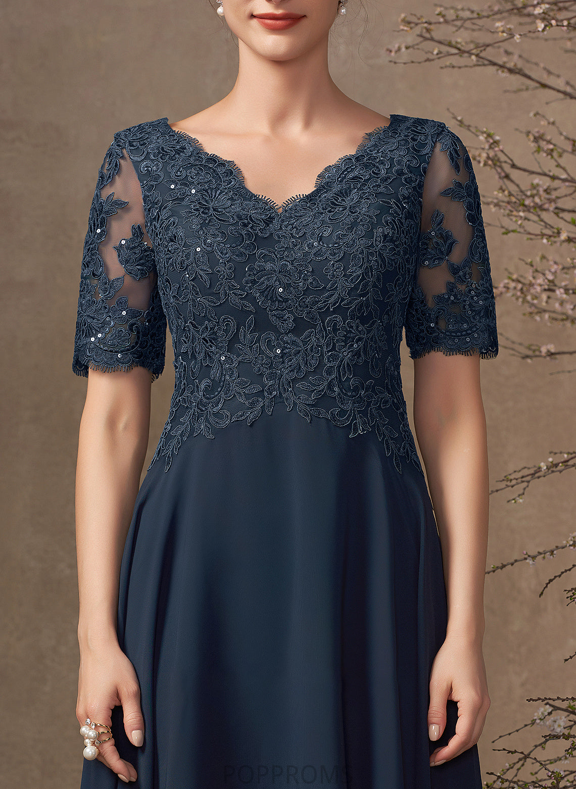 Mother of the Bride Dresses of Dress A-Line With Sequins the Chiffon V-neck Sahna Lace Mother Asymmetrical Bride