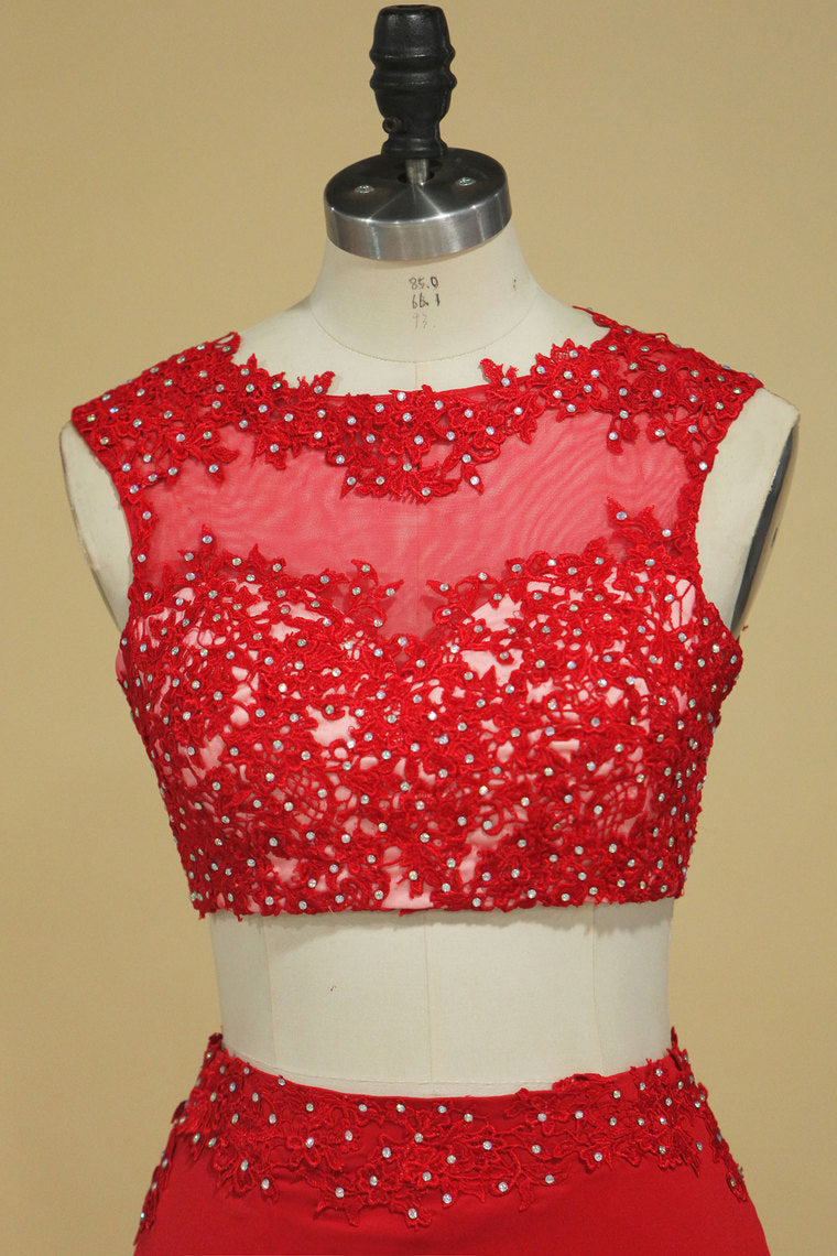 2024 Red Two-Piece Scoop Sheath With Applique And Beads Spandex Prom Dresses