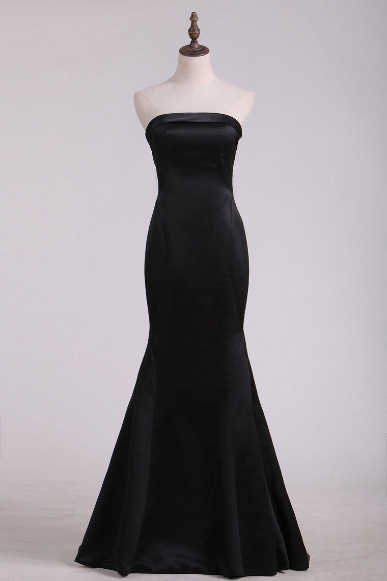 2024 Black Satin Floor Length Evening Dresses Strapless With Bow Knot