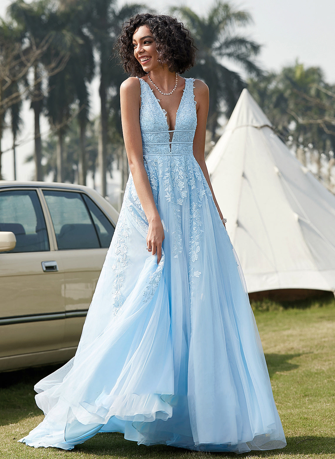 Lace Prom Dresses Sweep Train Kamari Beading Ball-Gown/Princess With V-neck Tulle