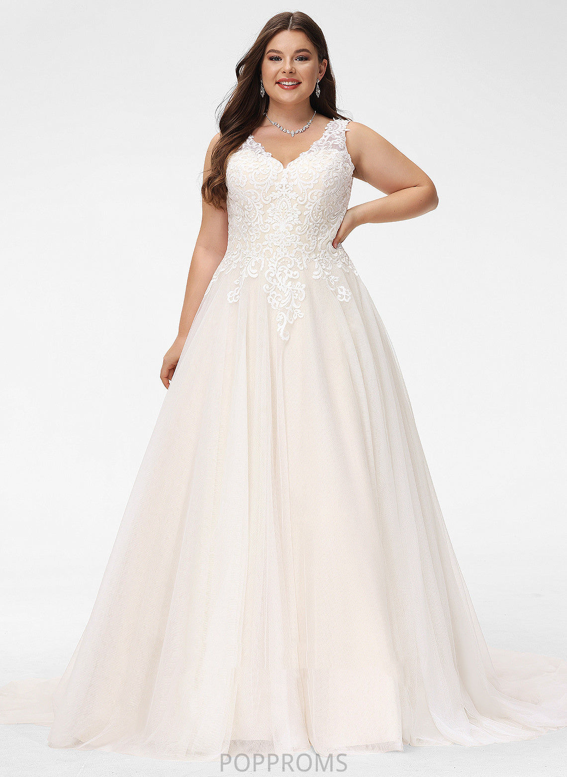 Dress Train Mignon V-neck Tulle Ball-Gown/Princess Court Lace Wedding Wedding Dresses