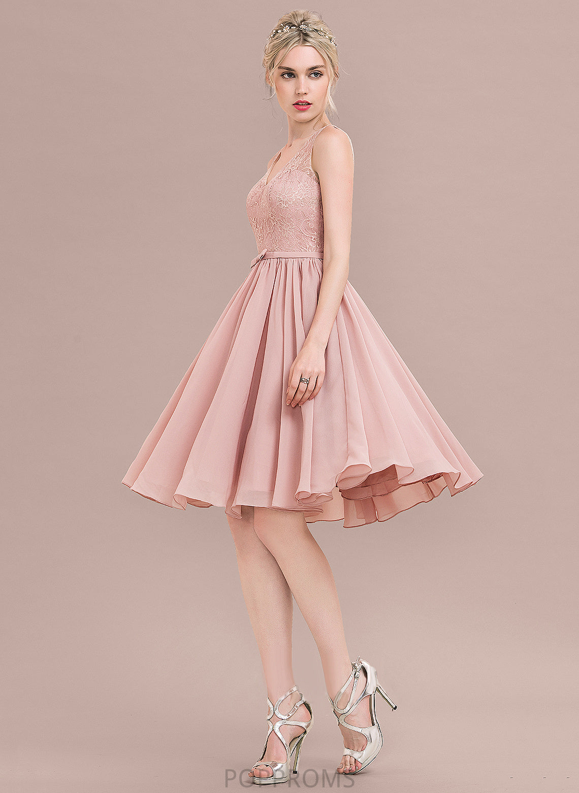 Lace V-neck Lace A-Line Bow(s) Chiffon Dress Lilith Homecoming Dresses Knee-Length With Homecoming