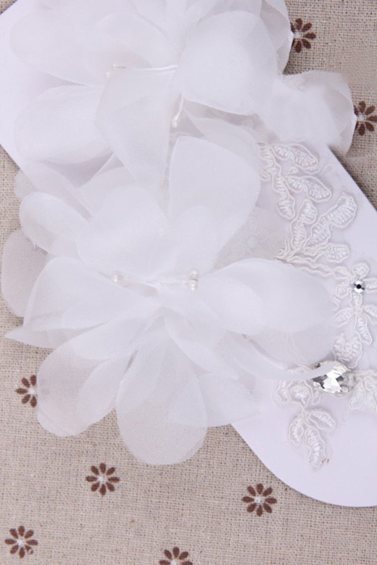 2024 Tulle Wrist Length Bridal Gloves #ST1018