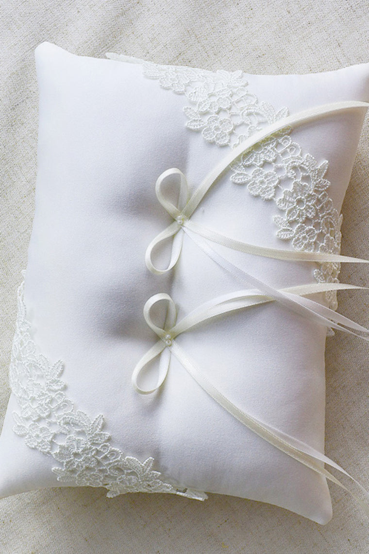 Ring Pillow In Satin With Ribbons And Lace