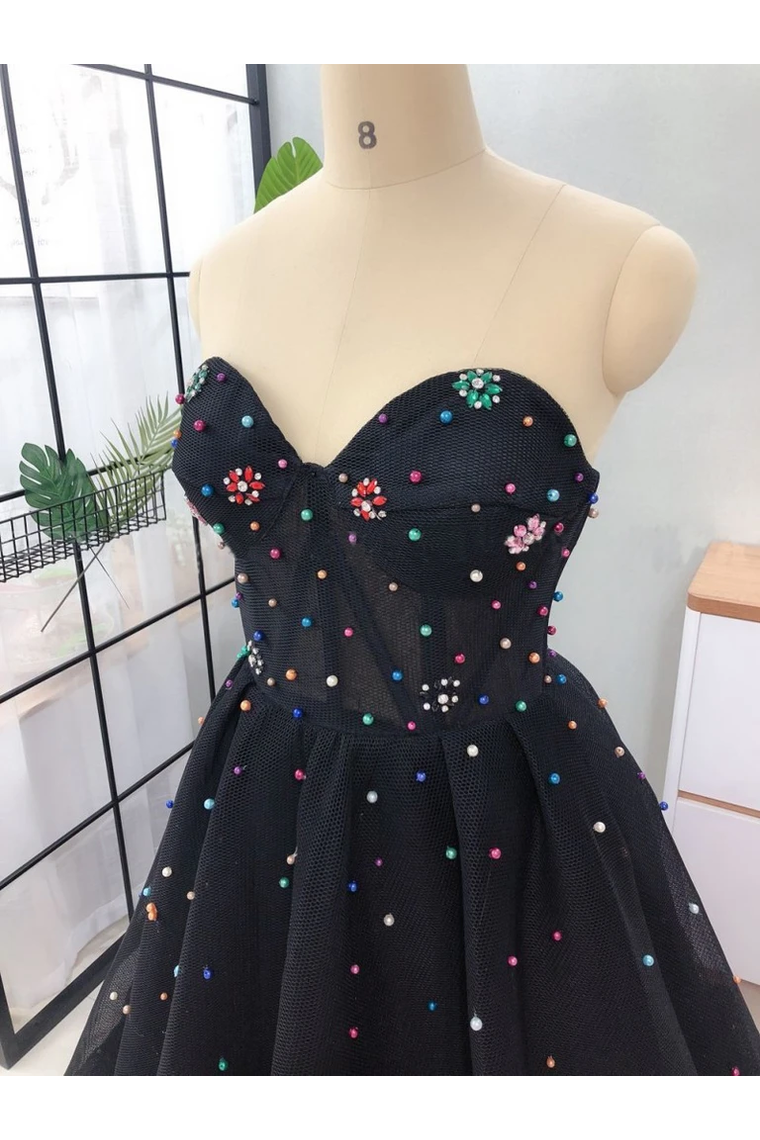 Elegant A Line Sweetheart Strapless Black Tulle Prom Dresses With Beading