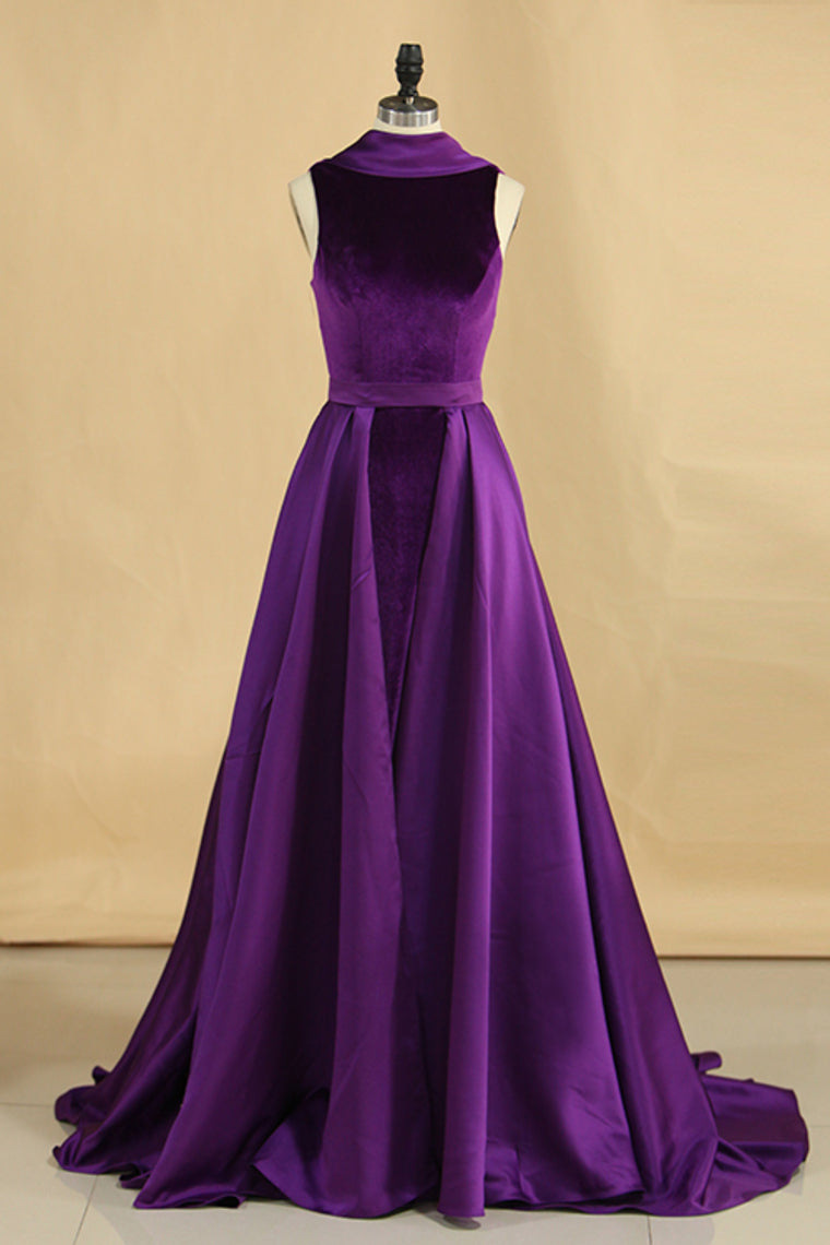 2024 Velvet High Neck Open Back Evening Dresses Mermaid Court Train