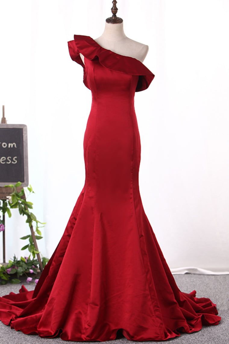 2024 New Arrival Satin One Shoulder Mermaid Sweep Train Evening Dresses