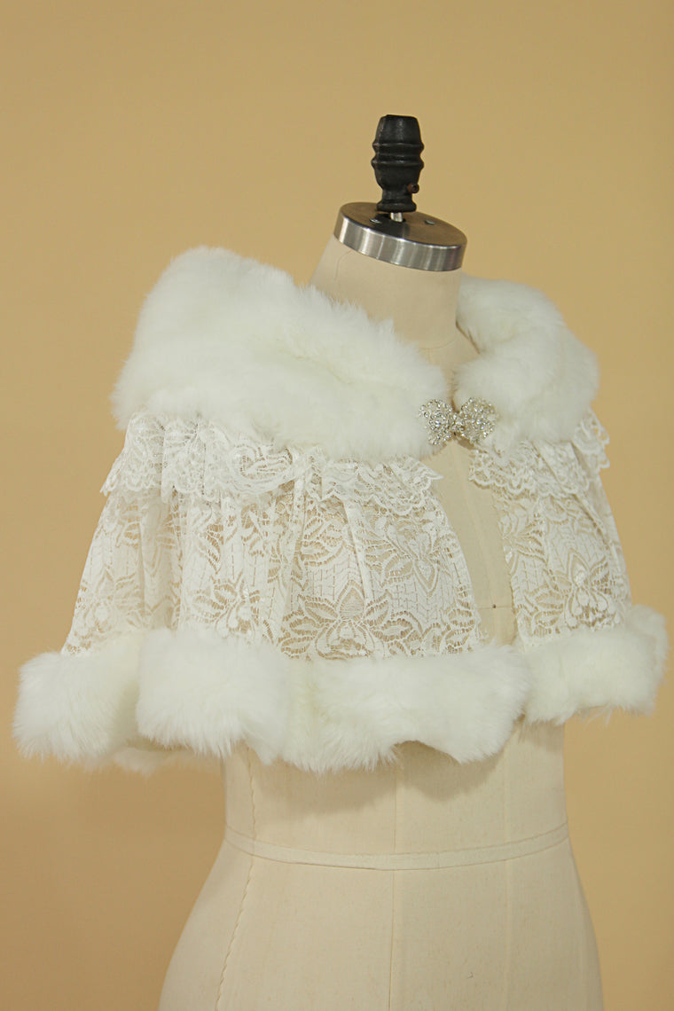 Pretty White Faux Fur & Lace Wedding Wrap With Beading