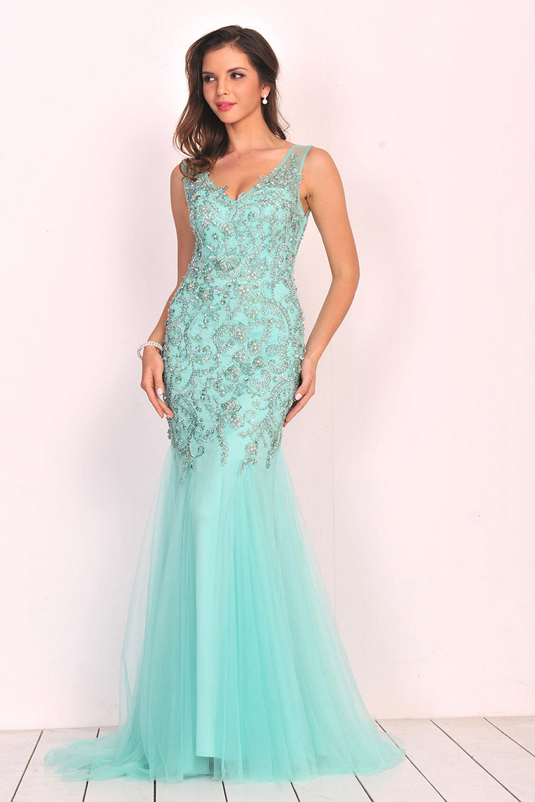 2024 New Arrival V Neck Tulle With Applique And Beads Mermaid Prom Dresses