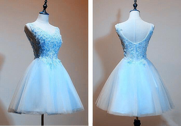 Leah Lace Homecoming Dresses Light Blue Tulle Short Party Dress With Applique V-Neckline XXA12804