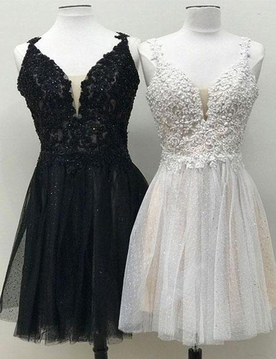 V Neck Black Mini White Dress Cocktail Homecoming Dresses Beryl With Appliques CD3898