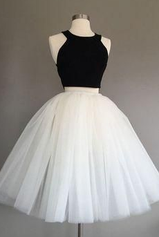 Tulle Halter Knee-Length Two Piece Sleeveless Homecoming Dresses Ivory Donna CD4612