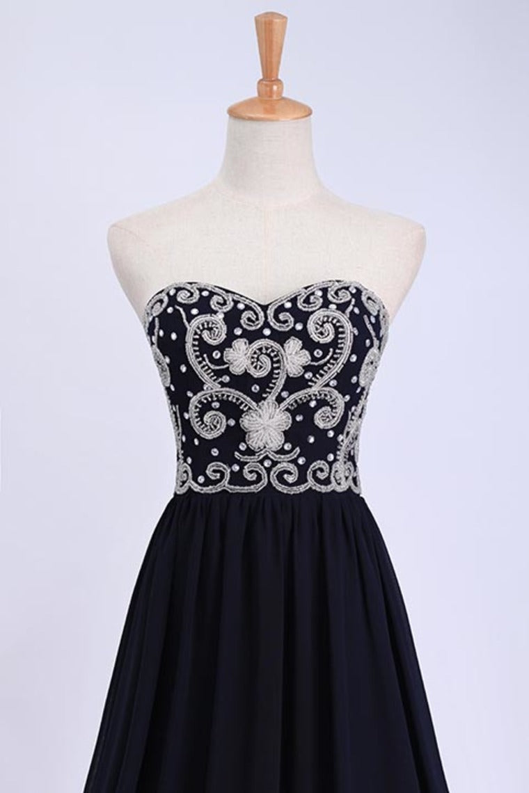 2024 Dark Navy Blue Prom Dresses Sweetheart Floor Length Chiffon With Silver Beading