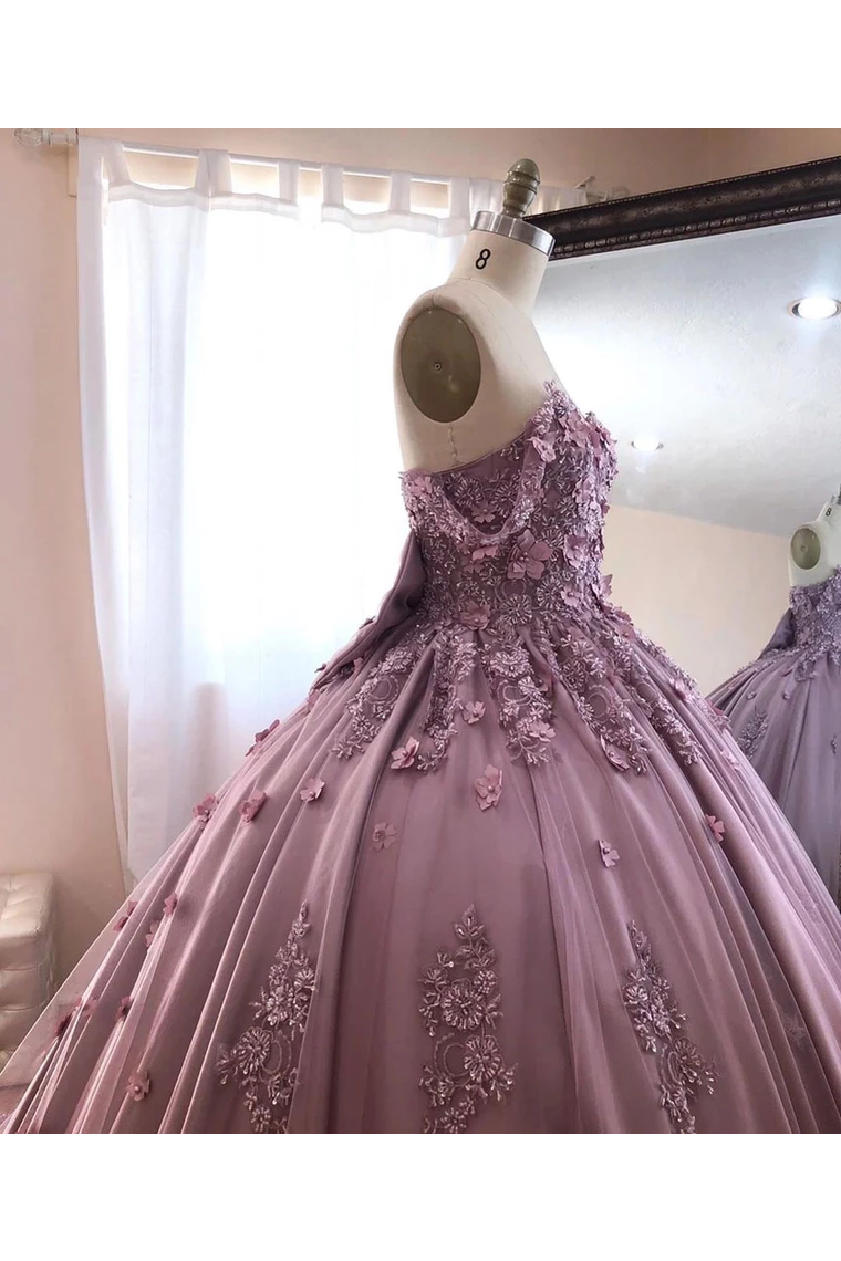 Ball Gown Off The Shoulder Tulle Quinceanera Dress With Lace Appliques, Puffy Prom Dress