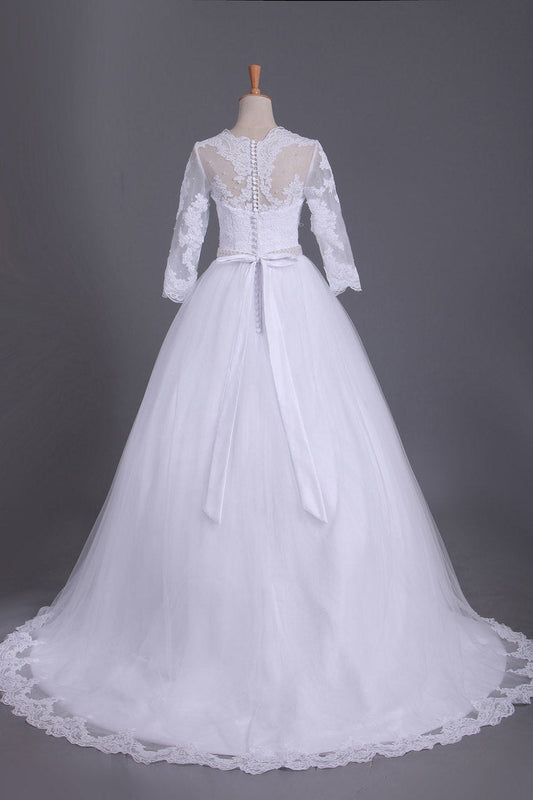 2024 3/4 Length Sleeve Bateau Wedding Dresses Tulle With Applique Court Train