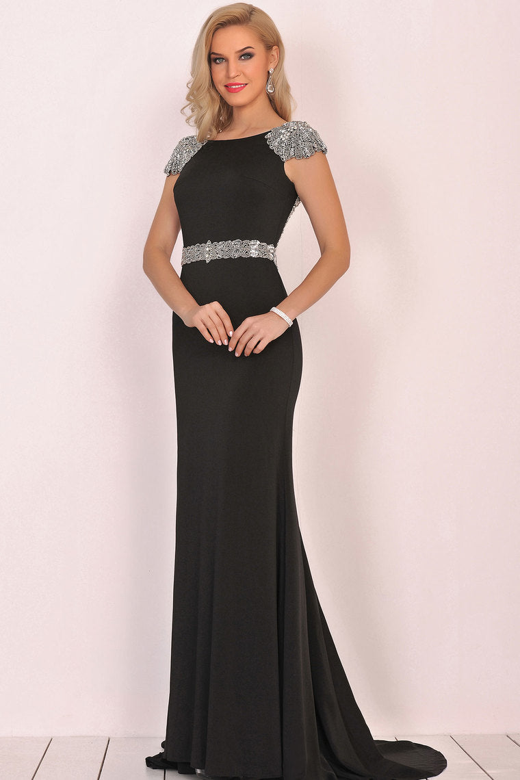 2024 Prom Dresses Mermaid Scoop Short Sleeves Spandex With Beading