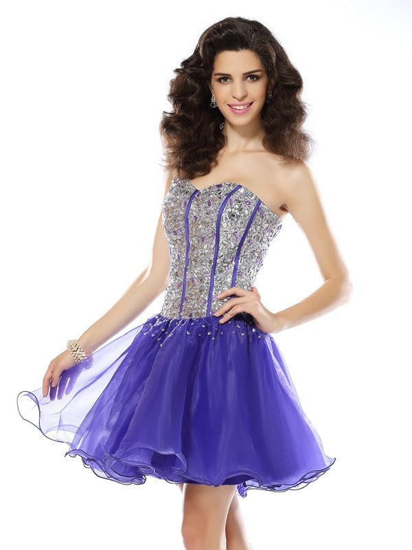 A-Line/Princess Sweetheart Cocktail Amira Homecoming Dresses Beading Sleeveless Short Organza Dresses