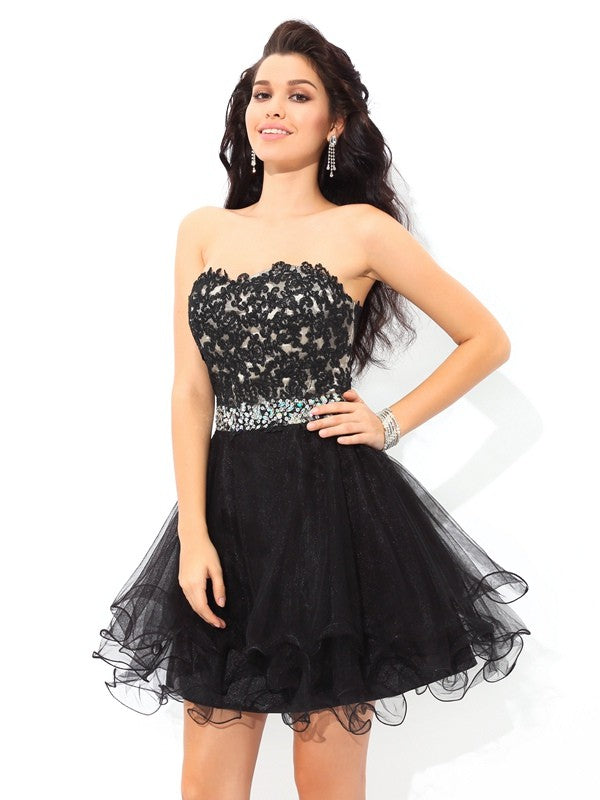 A-Line/Princess Homecoming Dresses Ada Cocktail Satin Sweetheart Applique Sleeveless Short Dresses