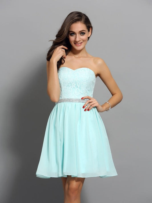 A-Line/Princess Sweetheart Beading Sleeveless Short Dresses Salome Cocktail Homecoming Dresses Chiffon