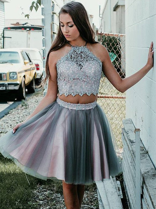 A-Line/Princess Applique Halter Tulle Homecoming Dresses Olga Sleeveless Short/Mini Two Piece Dresses