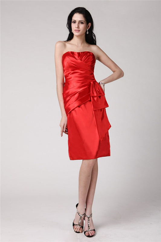 Sheath/Column Strapless Sleeveless Pleats Short Homecoming Dresses Satin Cocktail India Elastic Woven Dresses