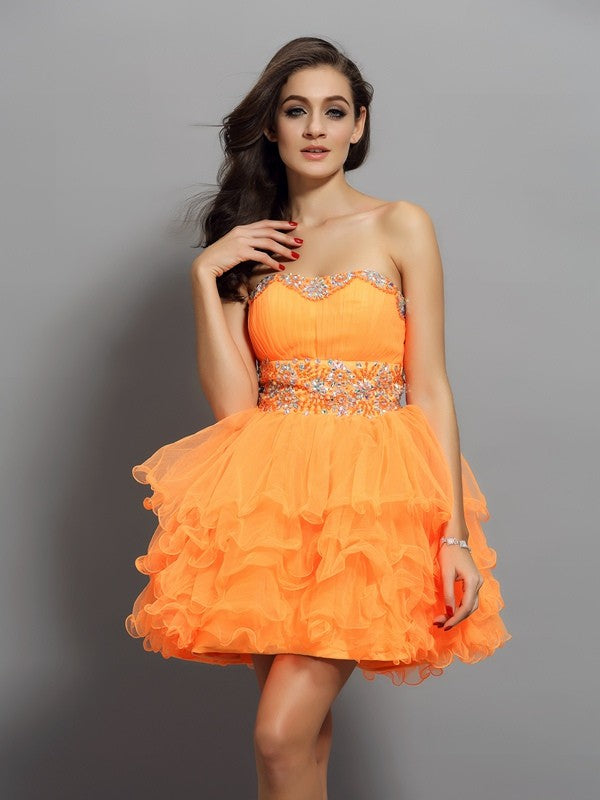 A-Line/Princess Homecoming Dresses Cocktail Satin Eve Sweetheart Ruffles Sleeveless Short Dresses