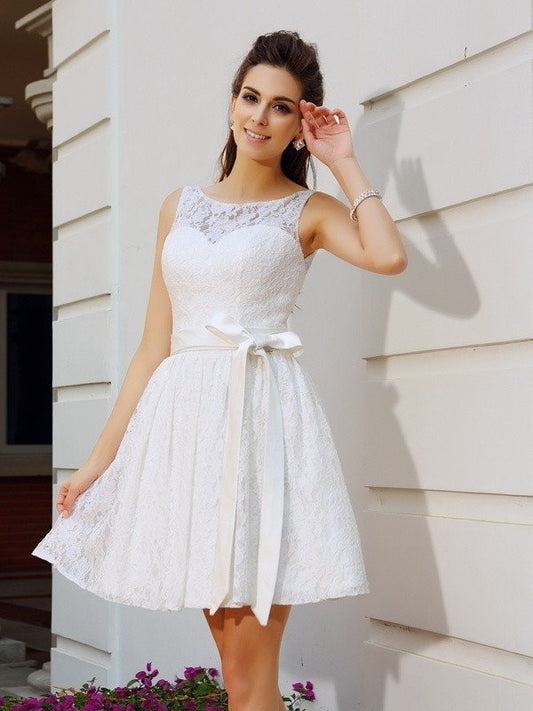 A-Line/Princess Scoop Sash/Ribbon/Belt Sleeveless Short Dresses Cocktail Lace Mckayla Homecoming Dresses