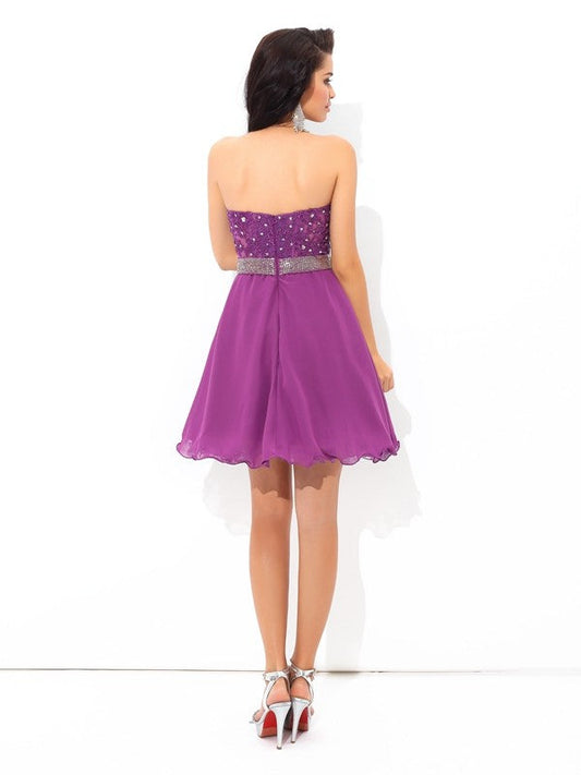 A-Line/Princess Sweetheart Dixie Homecoming Dresses Chiffon Cocktail Beading Sleeveless Short Dresses