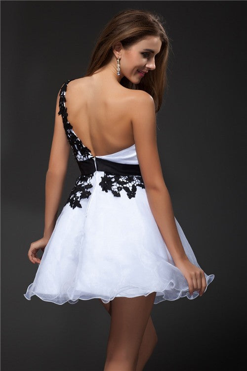 Empire Strapless Applique Sleeveless Short Organza Cocktail Destinee Homecoming Dresses Dresses