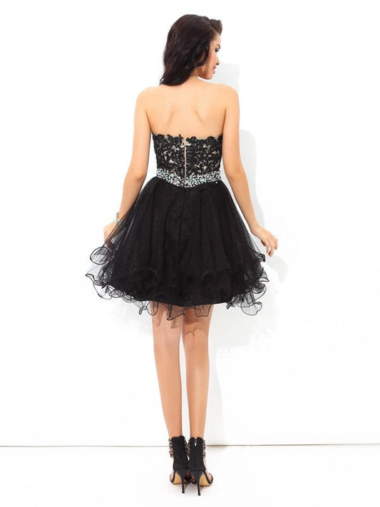 A-Line/Princess Homecoming Dresses Ada Cocktail Satin Sweetheart Applique Sleeveless Short Dresses