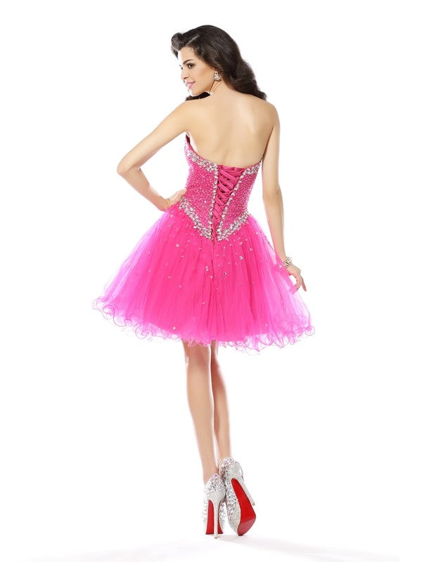 A-Line/Princess Sweetheart Satin Homecoming Dresses Lilyana Cocktail Beading Sleeveless Short Dresses