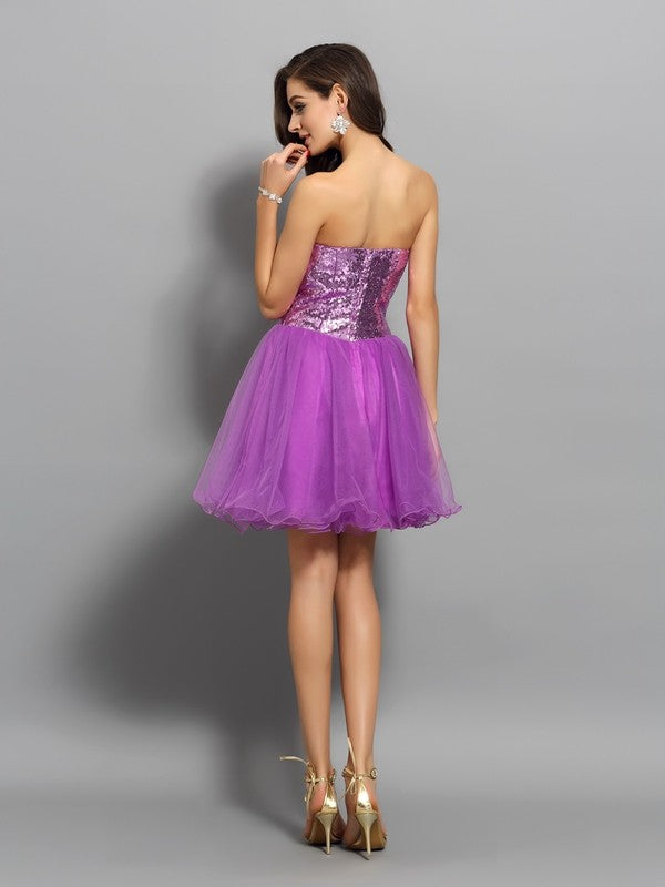 A-Line/Princess Sweetheart Beading Sleeveless Short Dresses Cocktail Satin Lana Homecoming Dresses