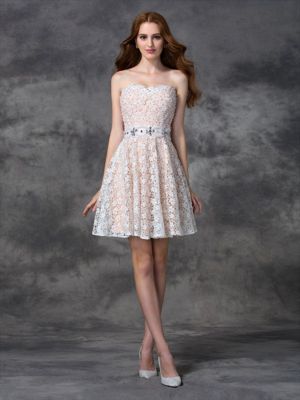 A-Line/Princess Sweetheart Sleeveless Elisa Homecoming Dresses Cocktail Lace Short Dresses