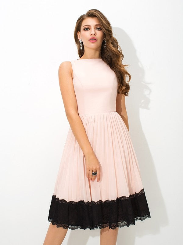 A-Line/Princess High Neck Lace Homecoming Dresses Chiffon Cocktail Miracle Sleeveless Short Dresses