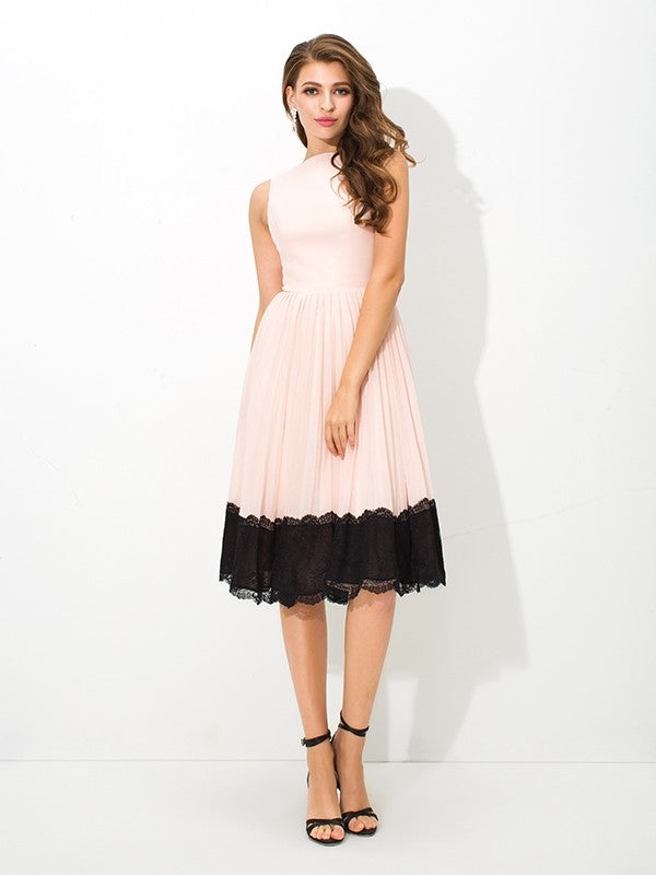 A-Line/Princess High Neck Lace Homecoming Dresses Chiffon Cocktail Miracle Sleeveless Short Dresses