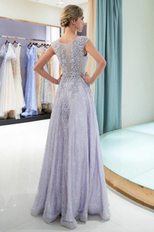 Elegant Tulle Round Neck Floor Length With Appliques Prom Dresses